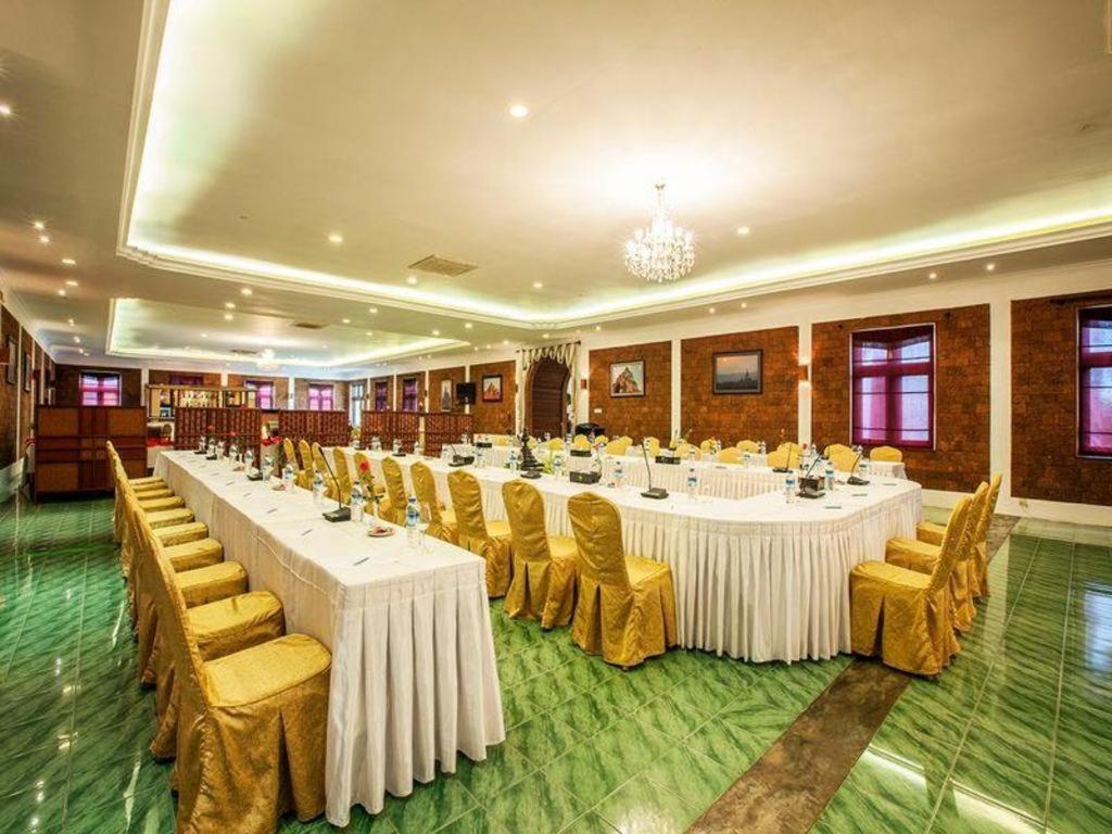 Aye Thar Yar Golf Resort Taunggyi Ngoại thất bức ảnh