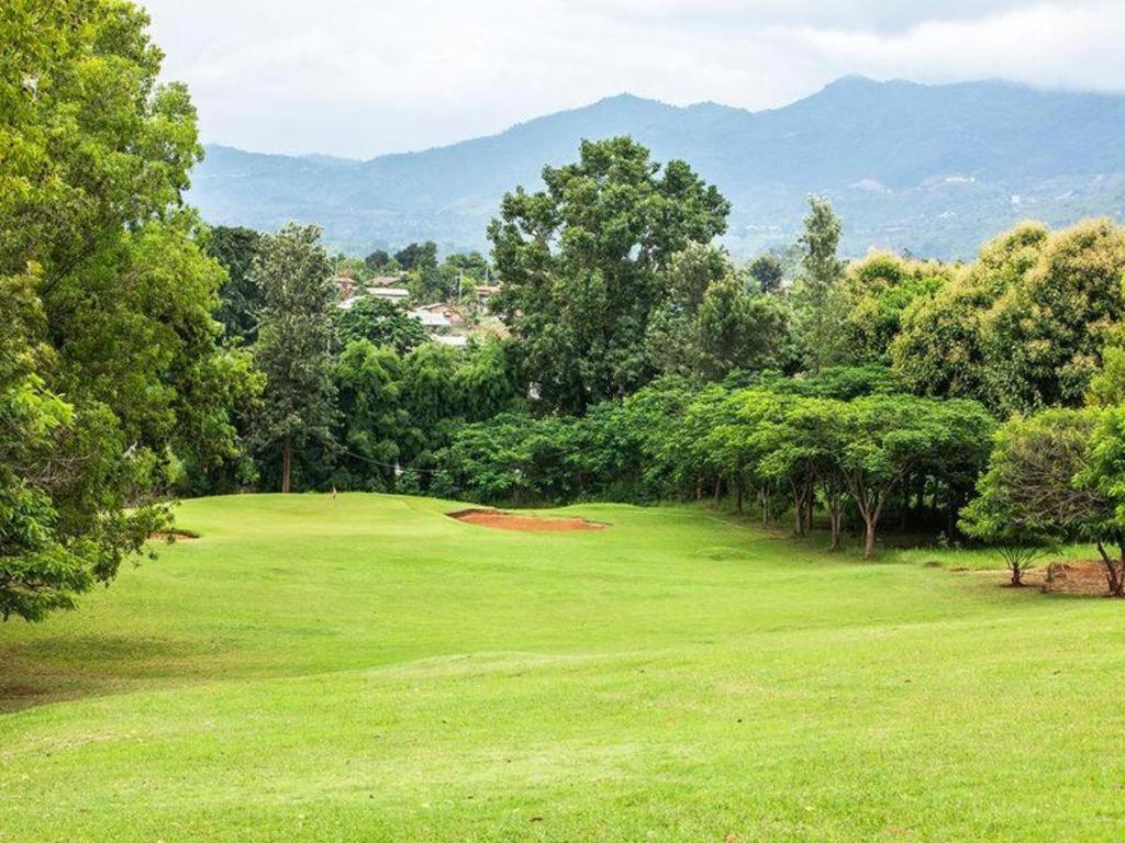 Aye Thar Yar Golf Resort Taunggyi Ngoại thất bức ảnh
