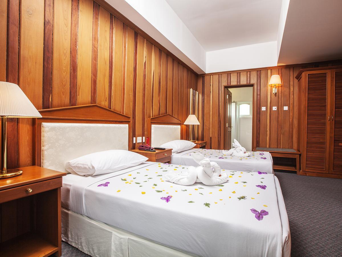 Aye Thar Yar Golf Resort Taunggyi Ngoại thất bức ảnh