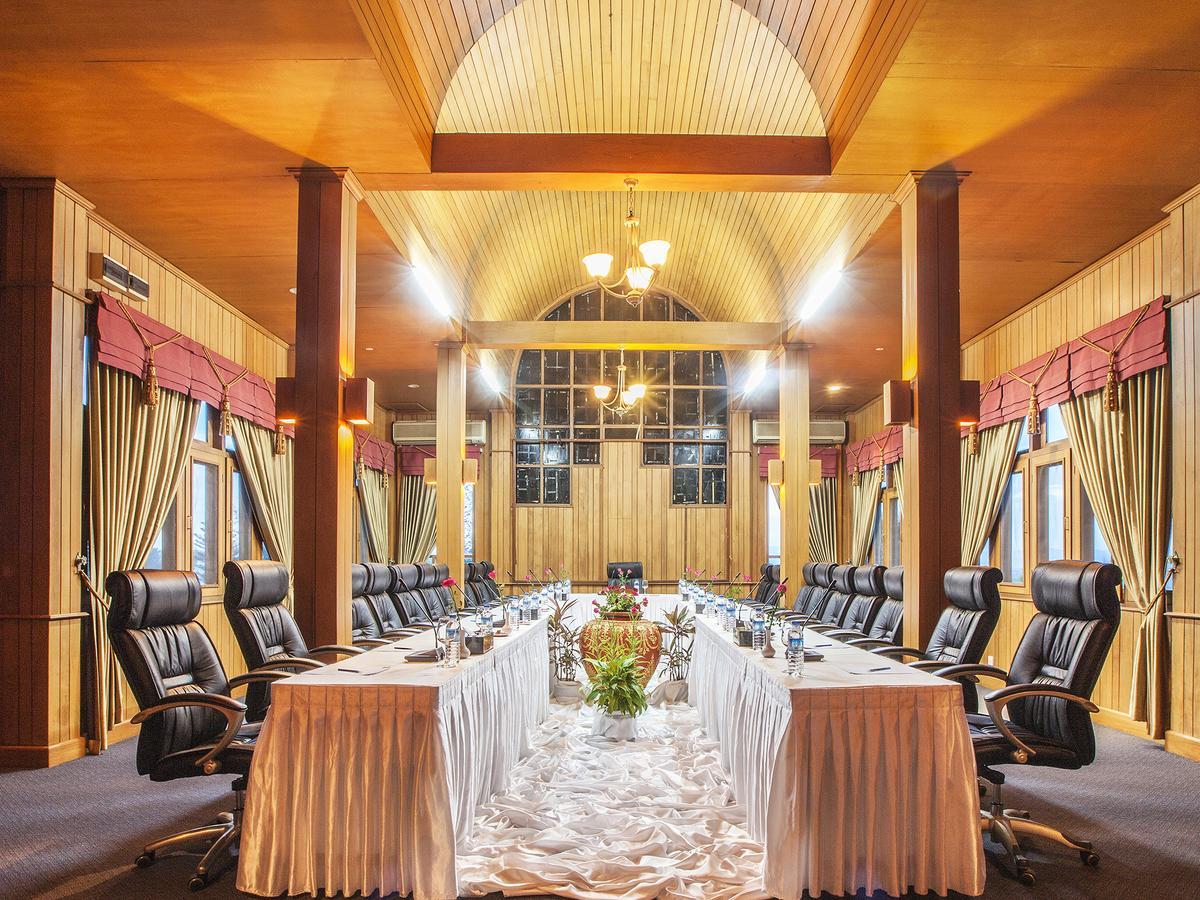 Aye Thar Yar Golf Resort Taunggyi Ngoại thất bức ảnh