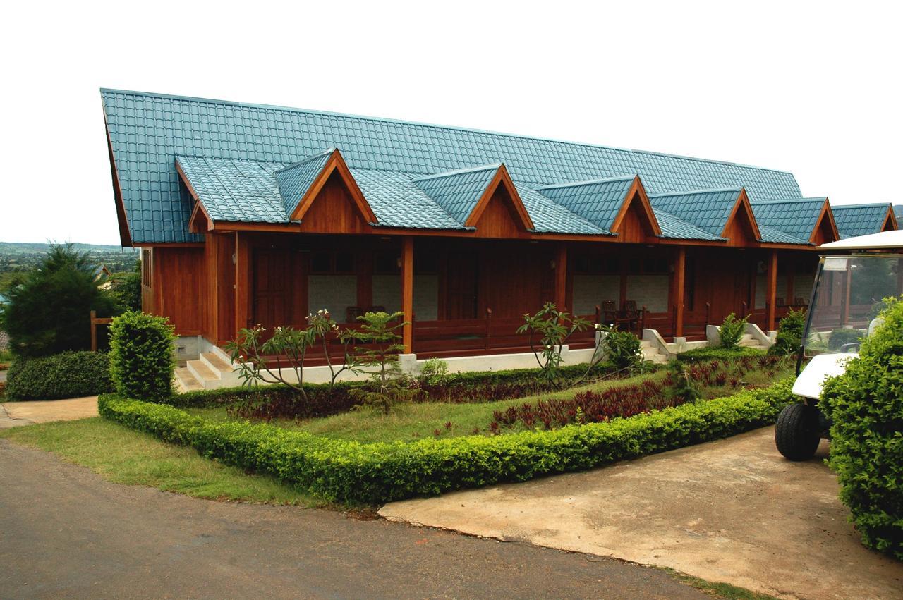 Aye Thar Yar Golf Resort Taunggyi Ngoại thất bức ảnh